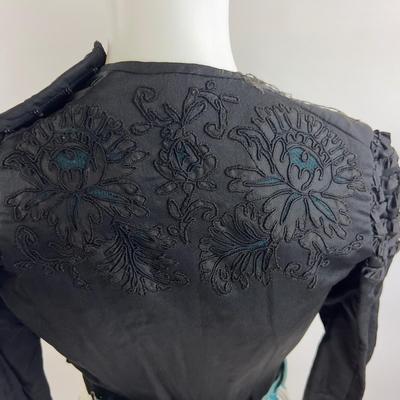 785 Antique Victorian Complete Outfit including Shoes & Parasol