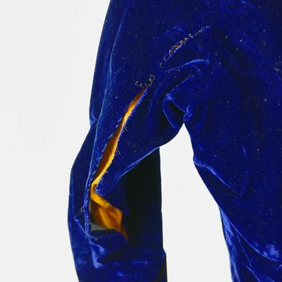 Lot 787 Antique Victorian Era Blue Crushed Velvet Top