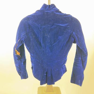 Lot 787 Antique Victorian Era Blue Crushed Velvet Top