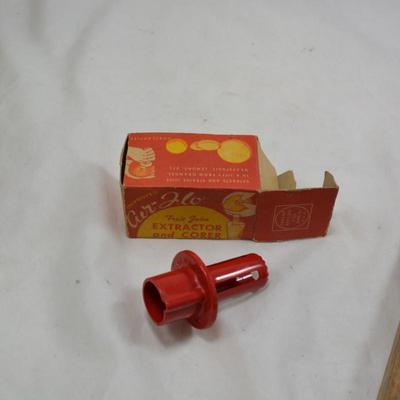Lot of Vintage Kitchen Items