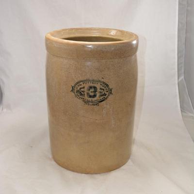 UHL Pottery Works #3 Urn