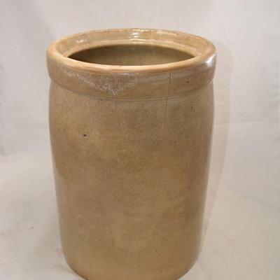 UHL Pottery Works #3 Urn