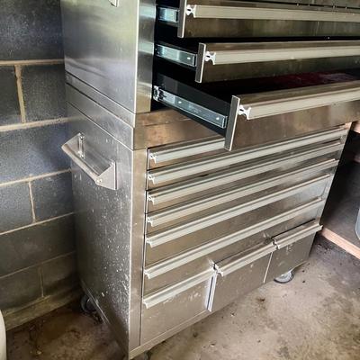 Steeltek Rolling Two Piece Locking Toolbox (BG-MG)