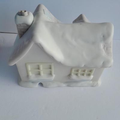 Enesco Precious Moments Collection " Sam's House" Porcelain night light Sugar Town