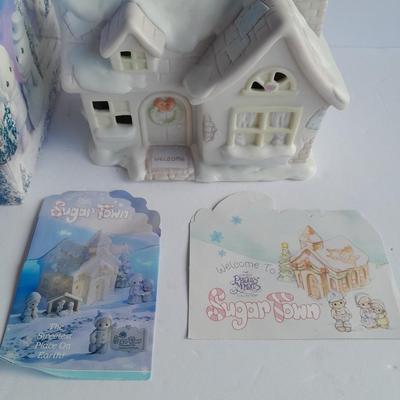Enesco Precious Moments Collection " Sam's House" Porcelain night light Sugar Town