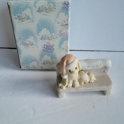 Enesco Precious Moments Collection Sugar Town Puppy and kitten on a bench