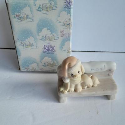 Enesco Precious Moments Collection Sugar Town Puppy and kitten on a bench