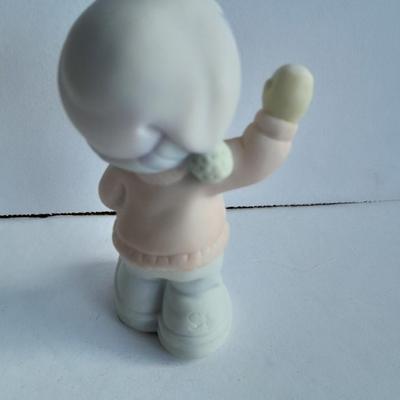 Enesco Precious Moments Collection Sugar Town Sammy Boy with Snowballs Figurine