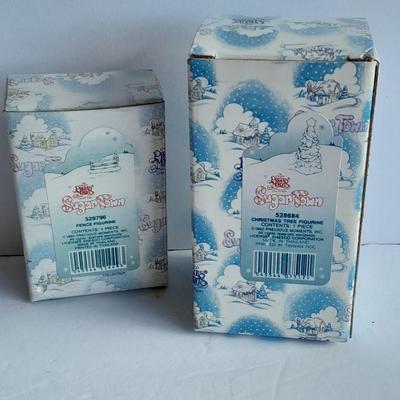 Enesco Precious Moments Collection Sugar Town Tree and fence piece with a bluebird
