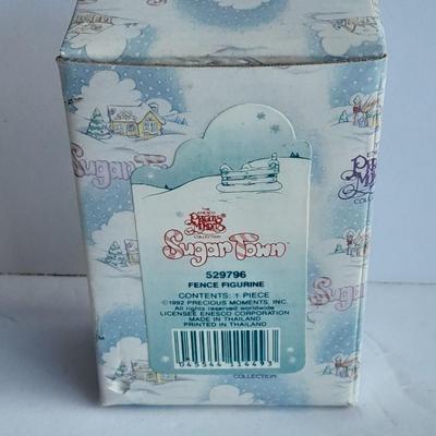 Enesco Precious Moments Collection Sugar Town Tree and fence piece with a bluebird