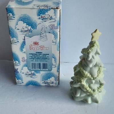 Enesco Precious Moments Collection Sugar Town Tree and fence piece with a bluebird