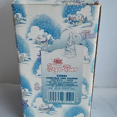 Enesco Precious Moments Collection Sugar Town Tree and fence piece with a bluebird