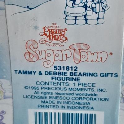 Enesco Precious Moments Collection Sugar Town Tammy and Debbie Bearing Gifts Figurine