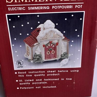 Snow House Simmerville Electric simmering Potpourri pot