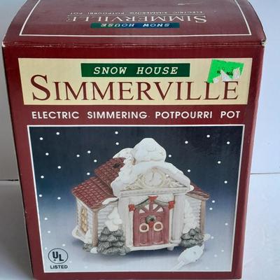 Snow House Simmerville Electric simmering Potpourri pot