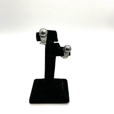 766 14k White Gold Black Pearl and Diamond Earrings