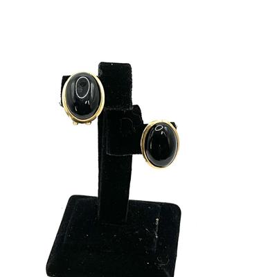 767 14k Yellow Gold and Black Onyx Pierced Omega Back Earrings
