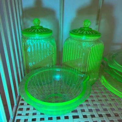 Lot Uranium Depression Glass