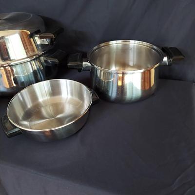 Royal Queen 5-Ply Multi Core Stainless Steel Cookware (K-BBL)