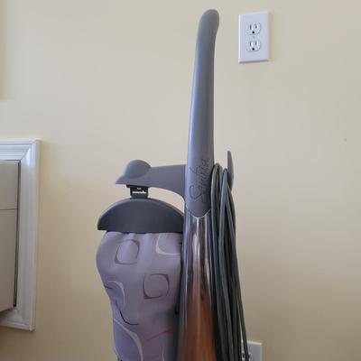 Kirby Sentria G10D Vacuum, Accessories & Carpet Shampoo System (SR-DW)