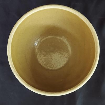 Vintage Primitive Style Stoneware Dishes and more (K-BBL)
