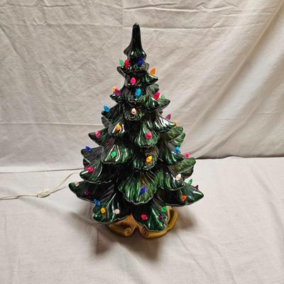 Green Ceramic Christmas Tree  + Base  (BO-JS)