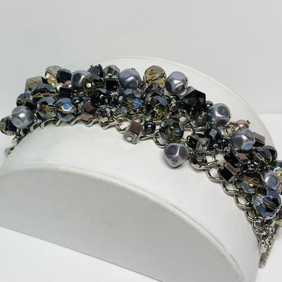 LOT 1R: Beaded Crystal Cluster Ring w/Matching Bracelet & Dangle Earrings