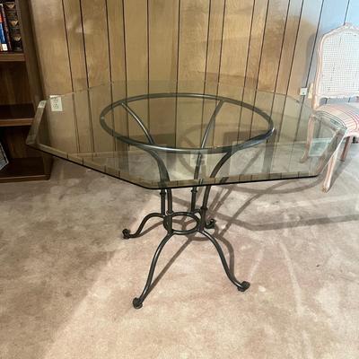 Octagon Shape Glass Table (BLR-JS)