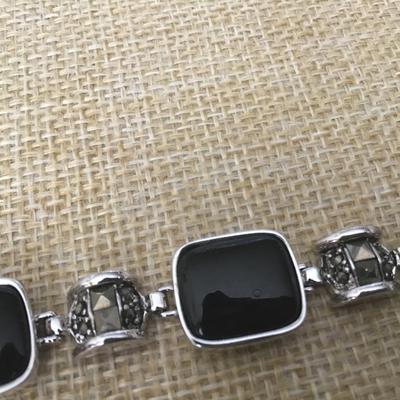 Silver Tone Black Glass Locking Fashion Bracelet