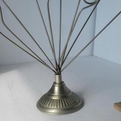 Lot 614: Metal Christmas Card or Ornament Holder