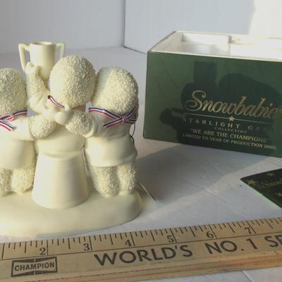 Lot 621:  Dept 56 Snowbabys in Original Box