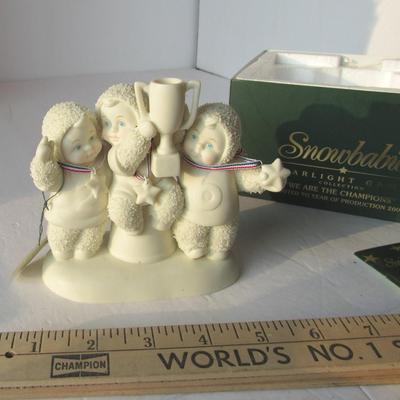 Lot 621:  Dept 56 Snowbabys in Original Box