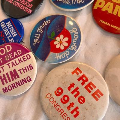Lot Vintage Pin Back Buttons