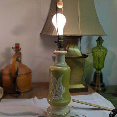 Vintage Aladdin Alacite Lamp