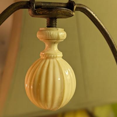 Vintage Aladdin Alacite Lamp