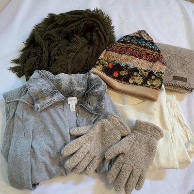 Cold Weather Sets incl. Cottonique, Solstice, Columbia, plus Winter Accessories (GB-HS)