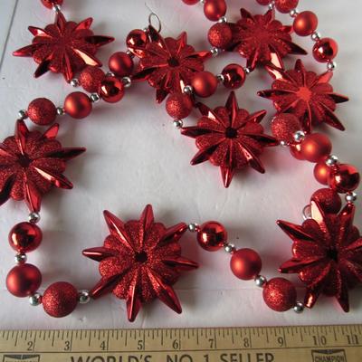 Lot 632:  Unused Plastic Star and Ball Garland