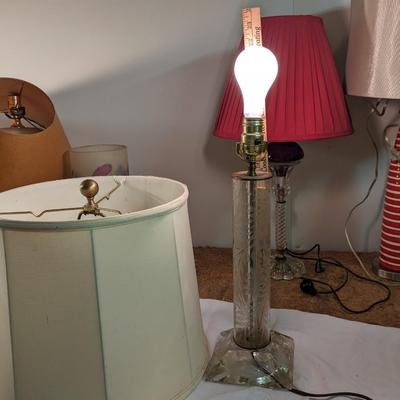 Vintage Lovely Table Lamp Clear Etched Glass Base
