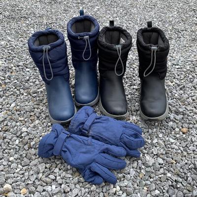 Boots & Cold Weather Shoes by Sorel, Lands End, & More, Size 7/7.5 (S-HS)