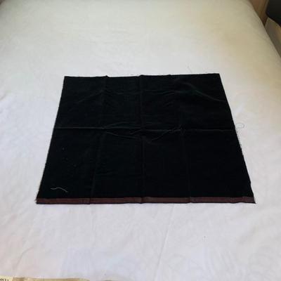 Wiss Pinking Shears, Velvet Fabric, & a Well-Stocked Sewing Kit (GB-HS)