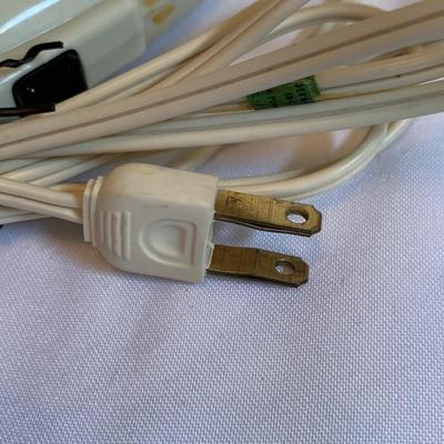 Wiss Pinking Shears, Velvet Fabric, & a Well-Stocked Sewing Kit (GB-HS)