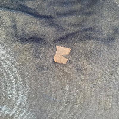 Wiss Pinking Shears, Velvet Fabric, & a Well-Stocked Sewing Kit (GB-HS)