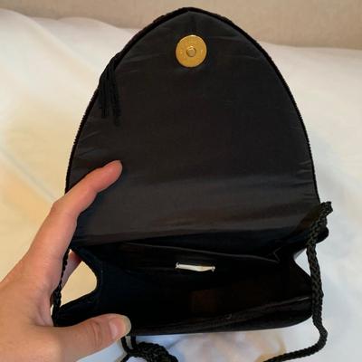 Handbags & More incl. DKNY, Nicole Miller (GB-HS)