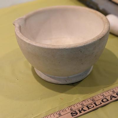 Wedgwood Antique Apothecary Mortar & Pestle Stoneware