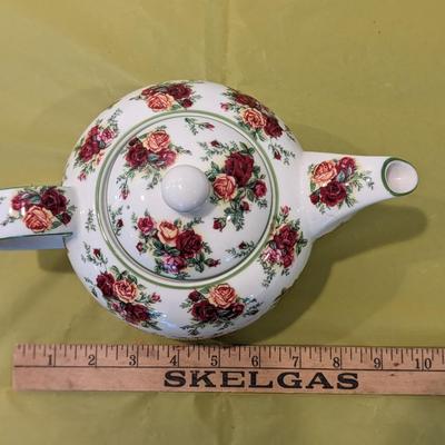 Royal Albert Old Country Roses Afternoon Teapot Signed Michael Doulton