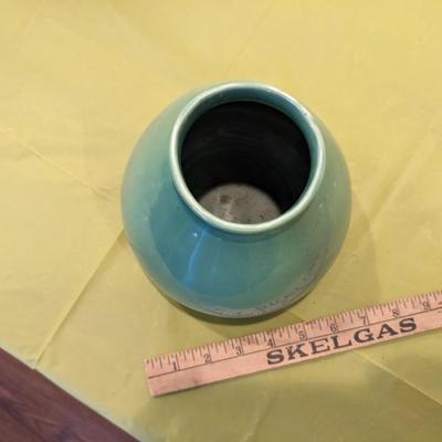 Red Wing Sweet Vase