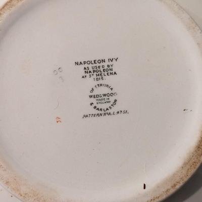Vintage WEDGWOOD England Napoleon Ivy Vegetable Dish & Plate
