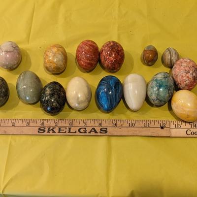15 Vintage Alabaster Polished Eggs