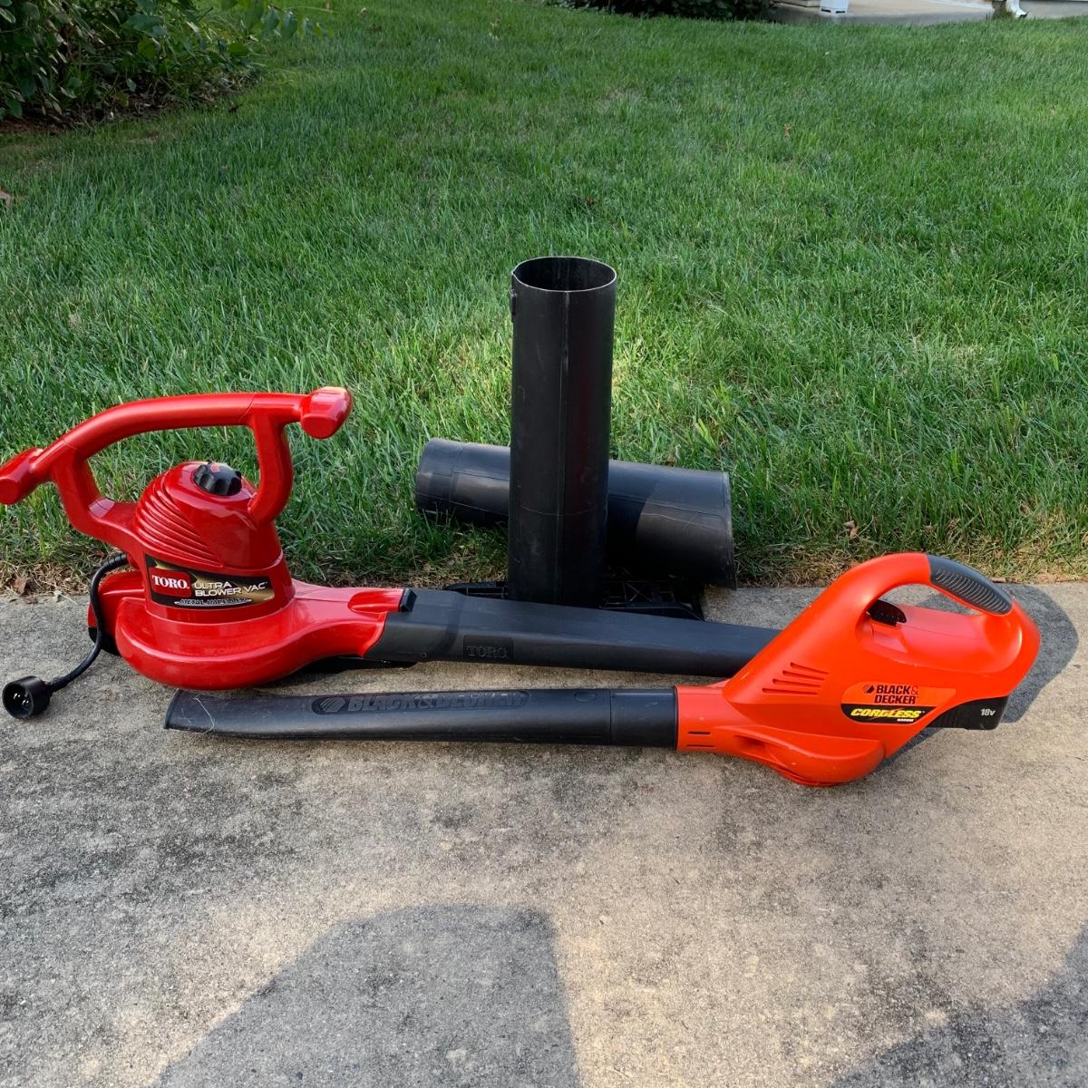 LOT 227R Toro Ultra Blower Vac and Black & Decker Cordless Broom