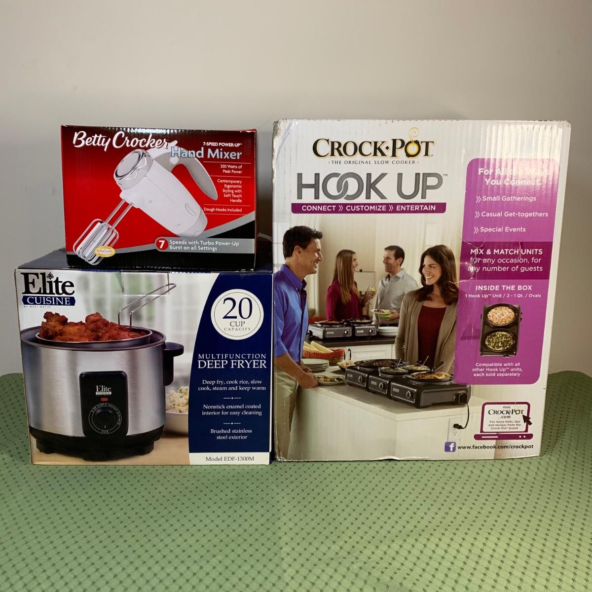 LOT 228 In Original Box Unused Betty Crokcer Hand Mixer; Elite